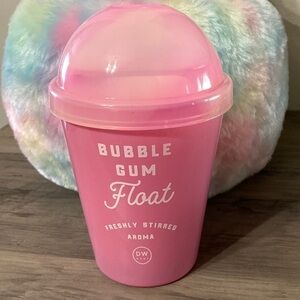 NEW DW HOME BUBBLE GUM FLOAT LARGE CANDLE